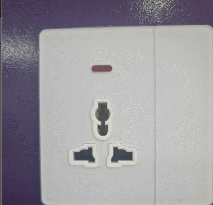 MF SWITCHED SOCKET WITH NEON A6-005