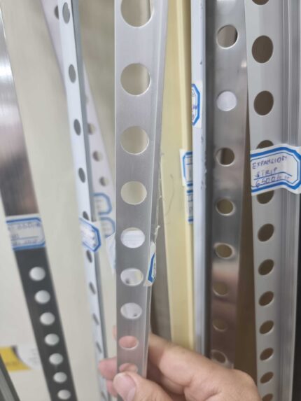 ALUMINIUM MATTE L CONER STRIP HM-L-045 S